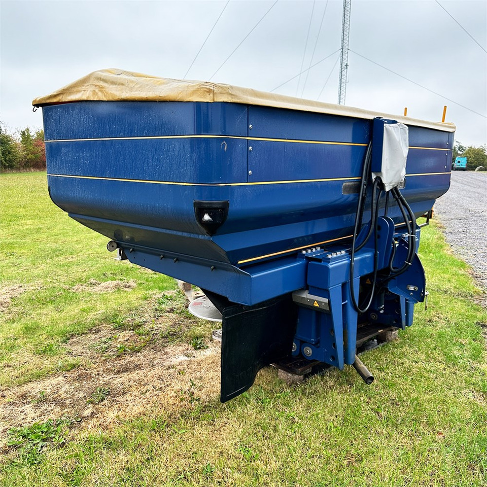 Bogballe M3W Plus - Fertilizing equipment: picture 2 Bogballe M3W Plus - Fertilizing equipment: picture 2