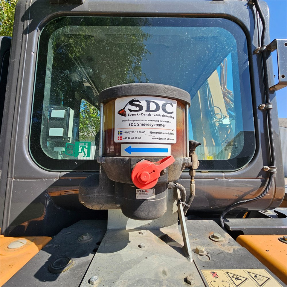 Mini excavator Case CX75C SR: picture 10