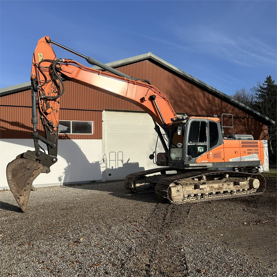 Doosan DX255 LC - Crawler excavator: picture 3 Doosan DX255 LC - Crawler excavator: picture 3