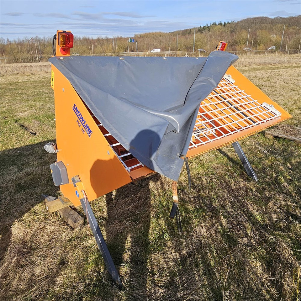 Epoke SNOWLINE TSL 16 - Sand/ Salt spreader: picture 4 Epoke SNOWLINE TSL 16 - Sand/ Salt spreader: picture 4