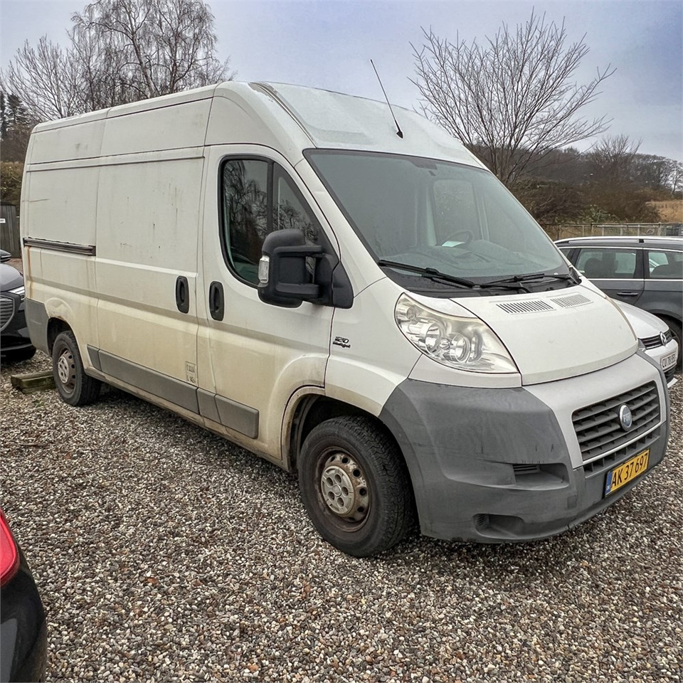 Fiat DUCATO 33, VAN, 2,3 JTD - Small van: picture 2 Fiat DUCATO 33, VAN, 2,3 JTD - Small van: picture 2