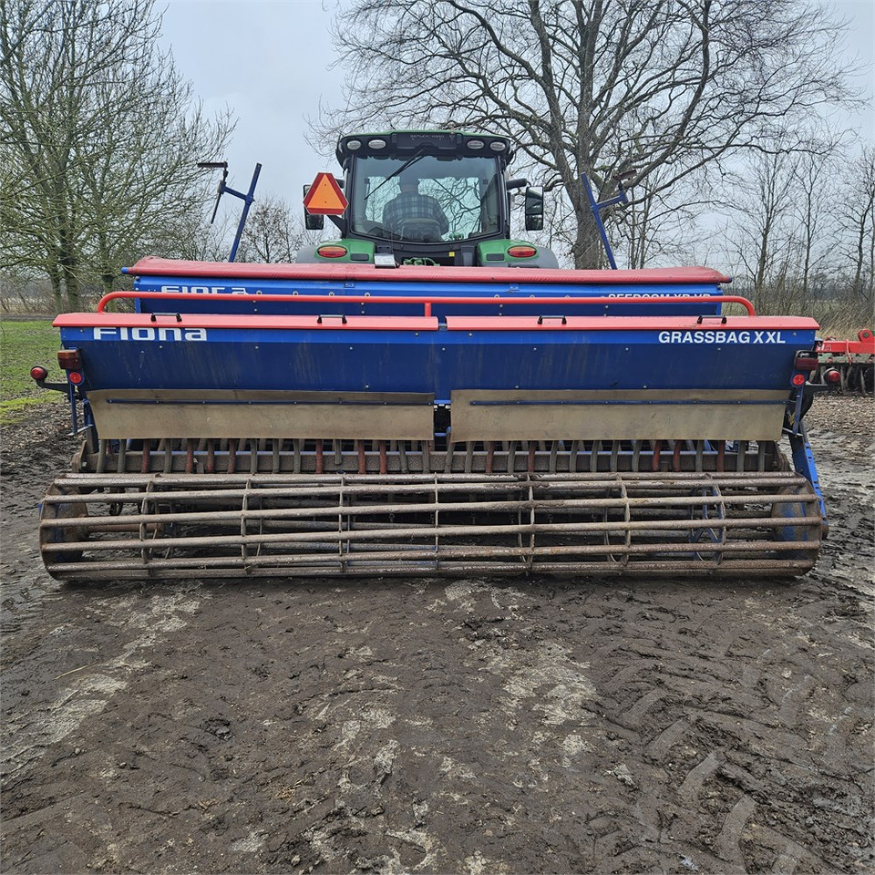 Fiona Orion XR 4.00 - SEEDCOM XR VB 4.0 - Sowing equipment: picture 2 Fiona Orion XR 4.00 - SEEDCOM XR VB 4.0 - Sowing equipment: picture 2