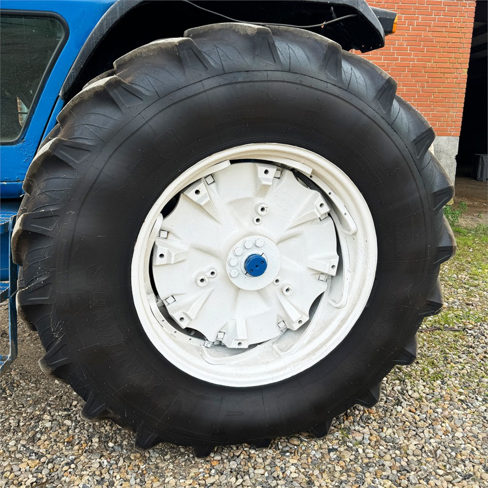 Ford 8630 leasing Ford 8630: picture 30