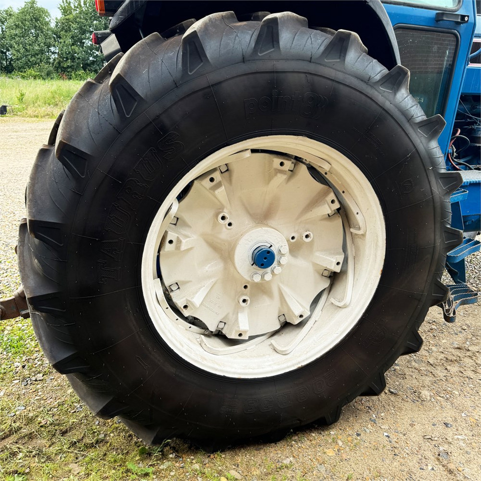 Ford 8630 leasing Ford 8630: picture 31