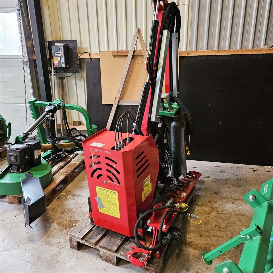 GEO AM-80 / AM-100 - Boom mower: picture 3 GEO AM-80 / AM-100 - Boom mower: picture 3