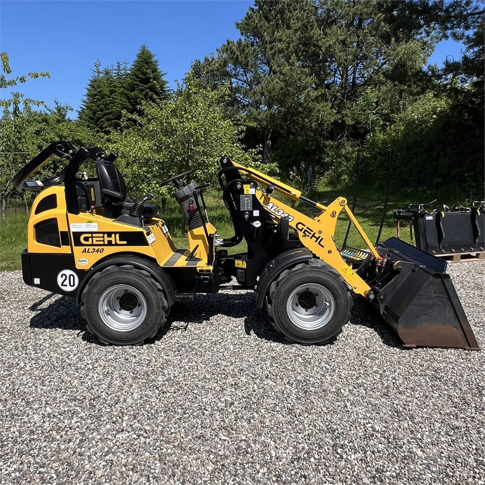 Gehl AL 340 - Wheel loader: picture 2 Gehl AL 340 - Wheel loader: picture 2