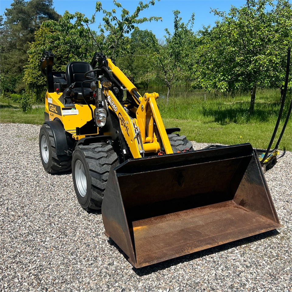 Gehl AL 340 - Wheel loader: picture 3 Gehl AL 340 - Wheel loader: picture 3