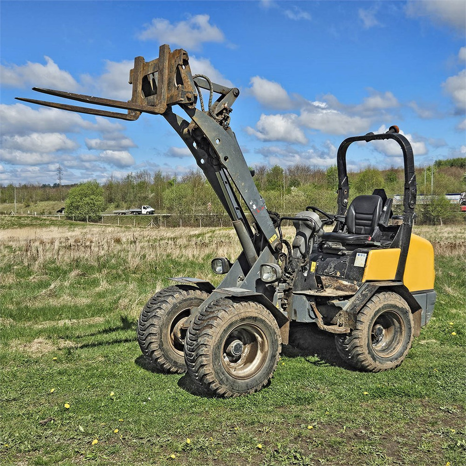 Giant V452T X-TRA HD - Skid steer loader: picture 4 Giant V452T X-TRA HD - Skid steer loader: picture 4