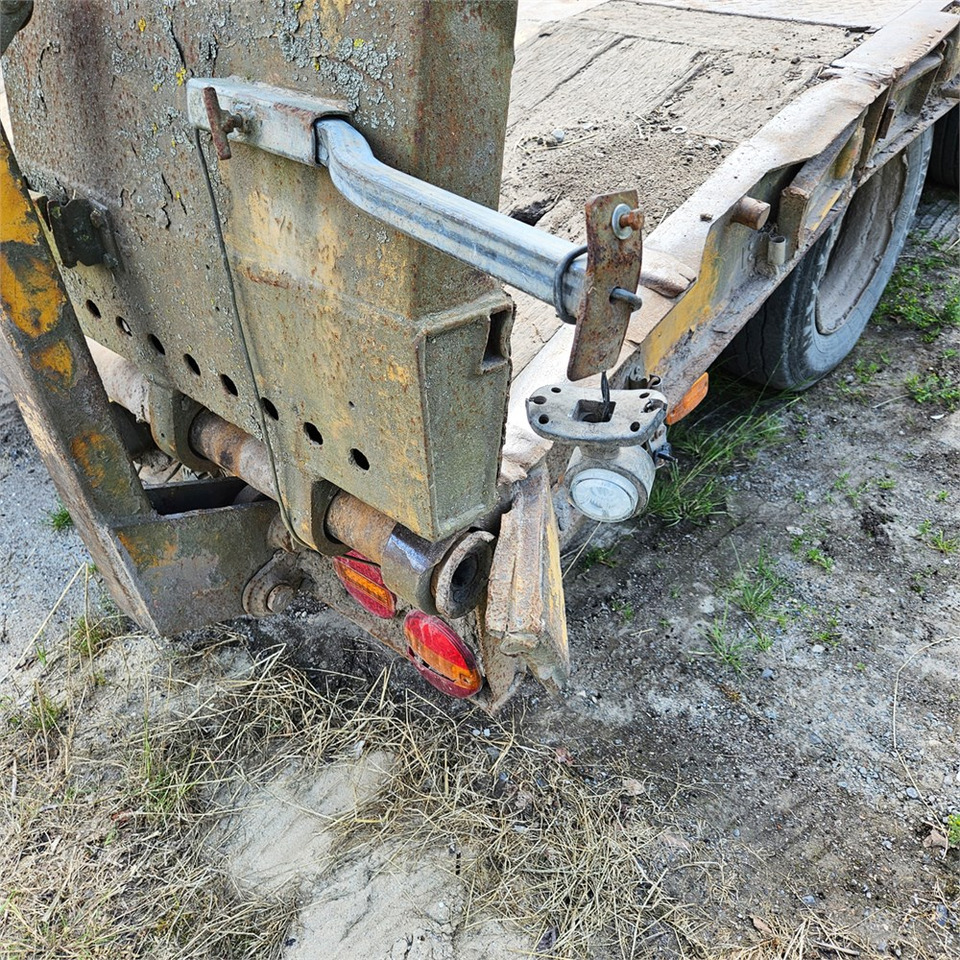 Low loader trailer Goldhofer TU4-2x2-32/80: picture 26 Low loader trailer Goldhofer TU4-2x2-32/80: picture 26