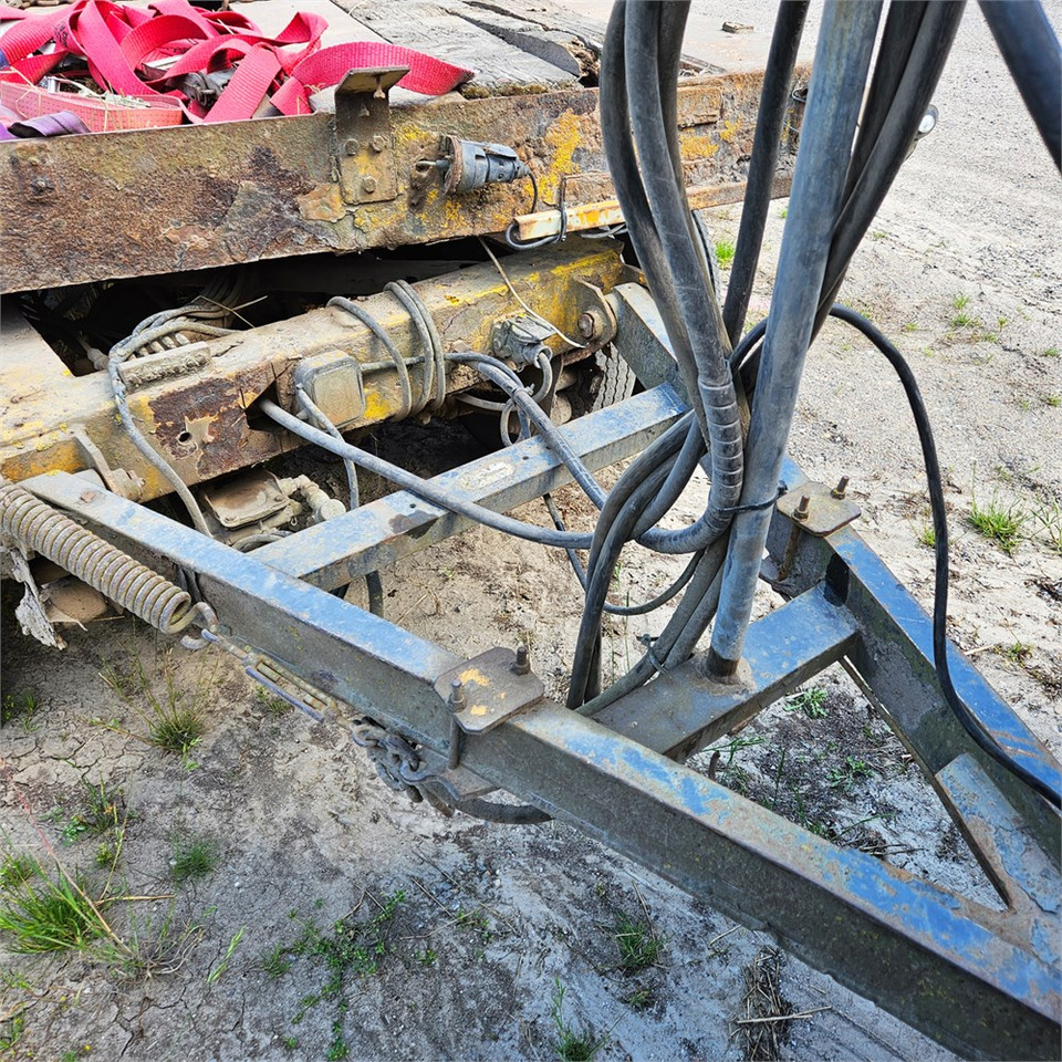 Low loader trailer Goldhofer TU4-2x2-32/80: picture 9 Low loader trailer Goldhofer TU4-2x2-32/80: picture 9