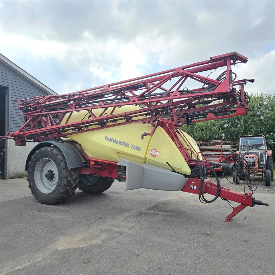 Hardi CM 11 - Sprayer: picture 4 Hardi CM 11 - Sprayer: picture 4