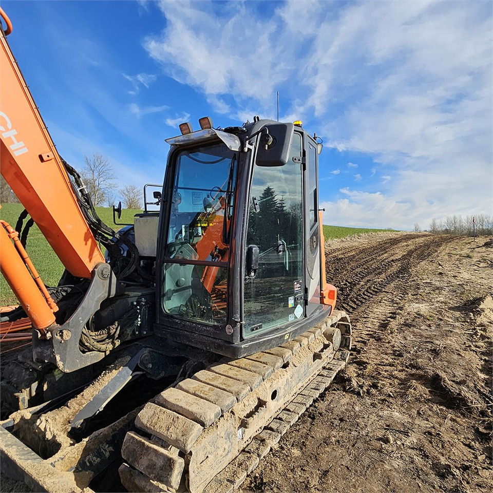 Mini excavator Hitachi ZX85USB-6: picture 27
