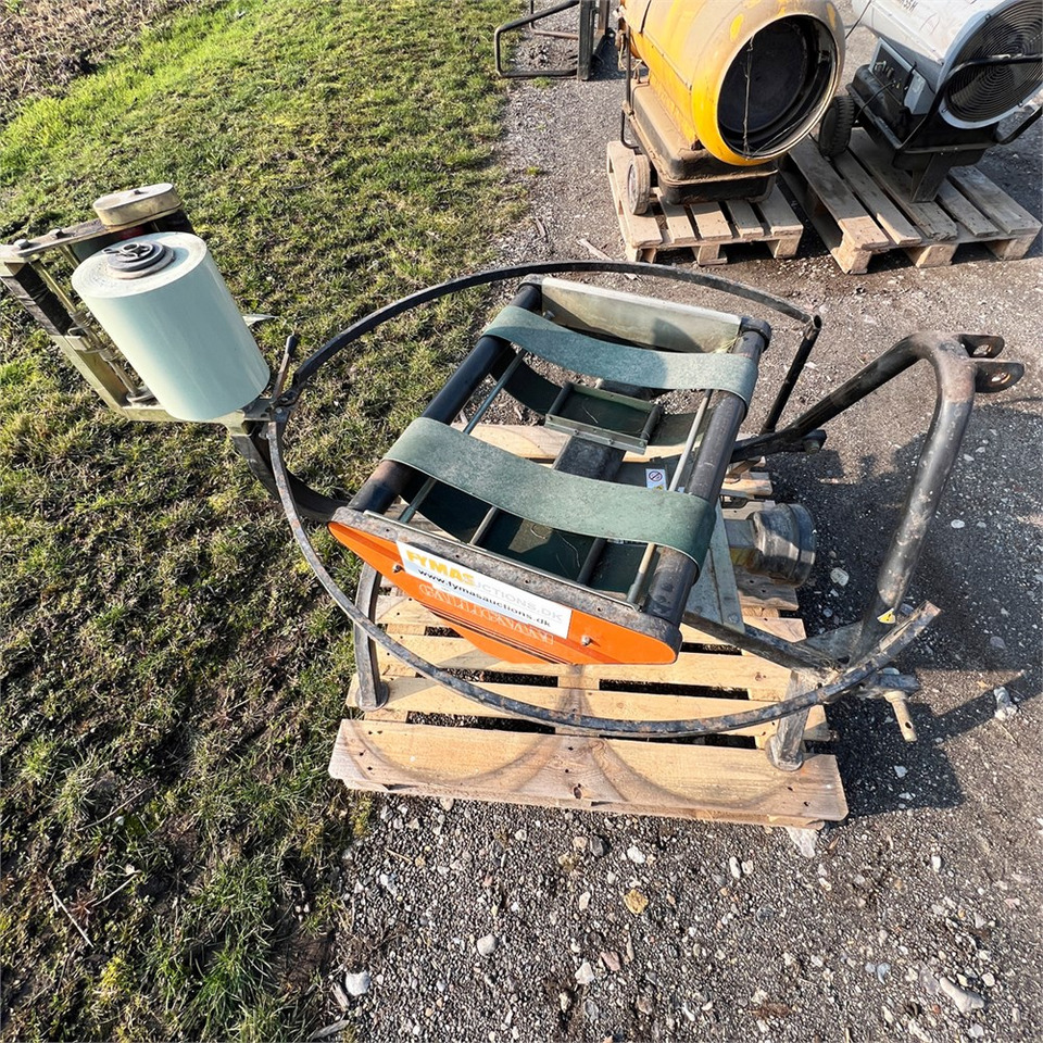 ...If the Make is not found, write wish in field Note W55 Miniwrapper - Tedding equipment: picture 3 ...If the Make is not found, write wish in field Note W55 Miniwrapper - Tedding equipment: picture 3