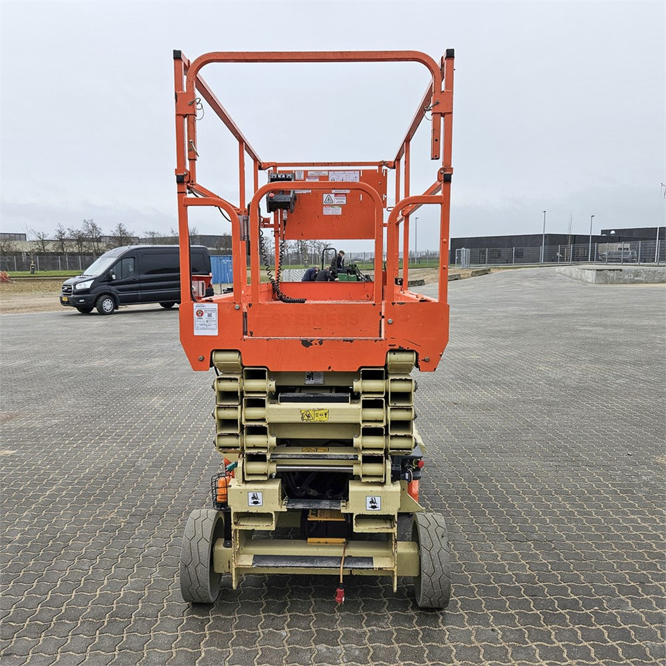 JLG 3246 ES - Scissor lift: picture 5 JLG 3246 ES - Scissor lift: picture 5