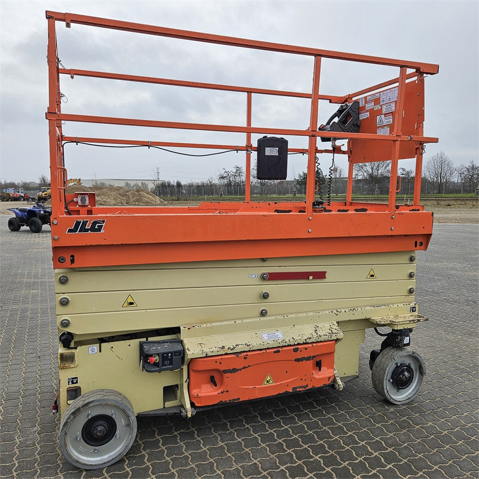 JLG 3246 ES - Scissor lift: picture 2 JLG 3246 ES - Scissor lift: picture 2