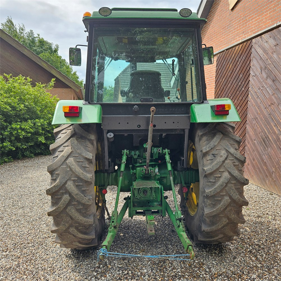 John Deere 3040 - Farm tractor: picture 4 John Deere 3040 - Farm tractor: picture 4