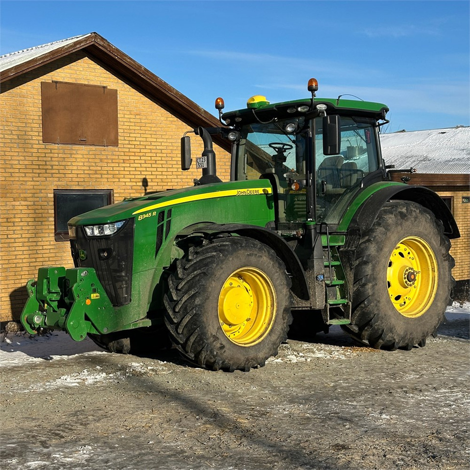 John Deere 8345R Ultimate - Farm tractor: picture 1 John Deere 8345R Ultimate - Farm tractor: picture 1