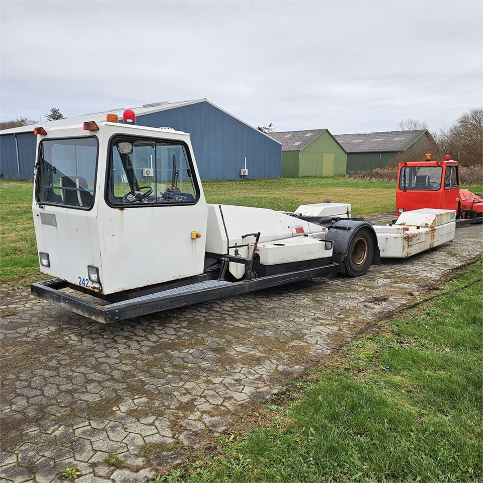 Kalmar TBL180 - Terminal tractor: picture 1 Kalmar TBL180 - Terminal tractor: picture 1