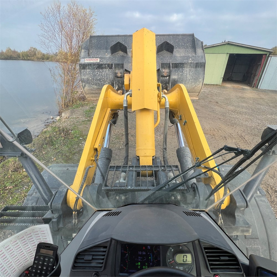 Wheel loader Komatsu WA480-8: picture 26