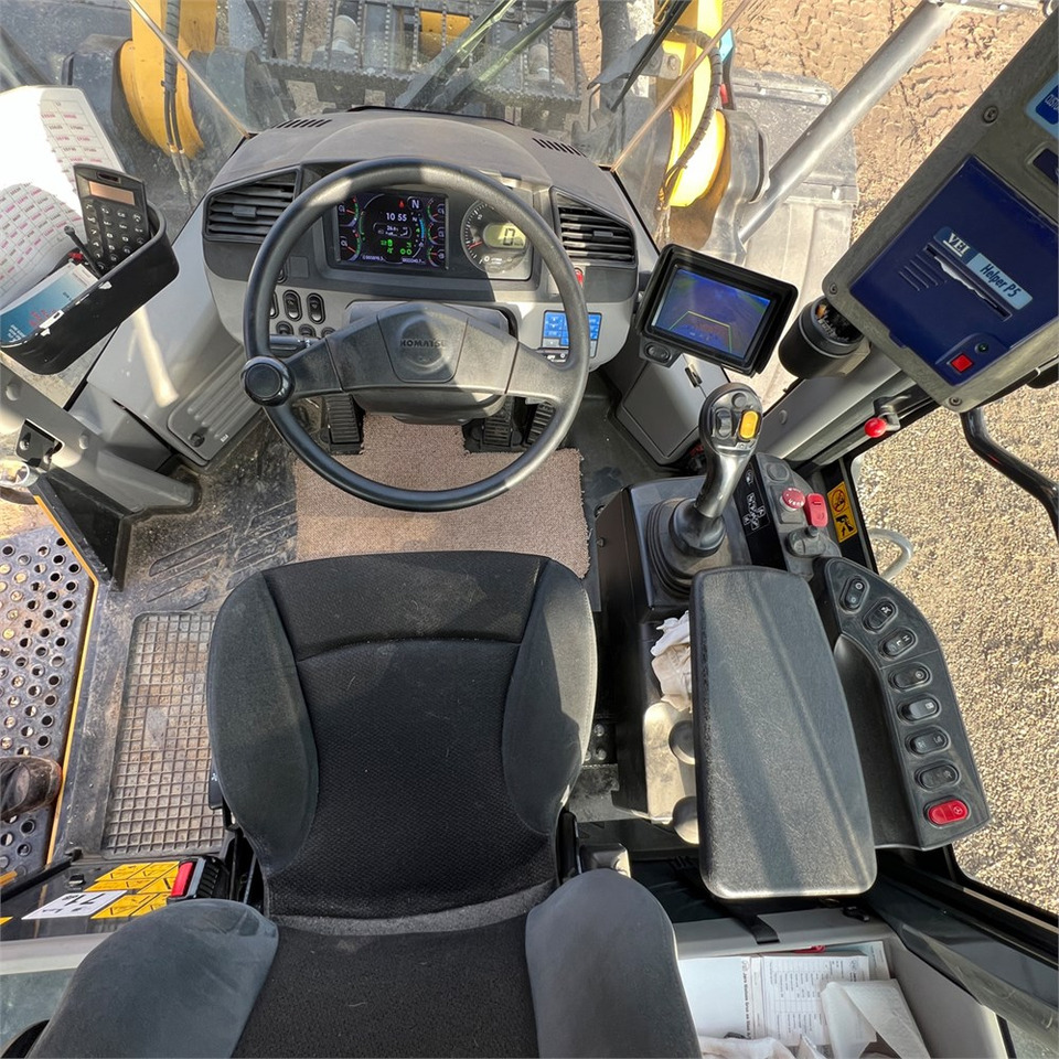 Wheel loader Komatsu WA480-8: picture 19