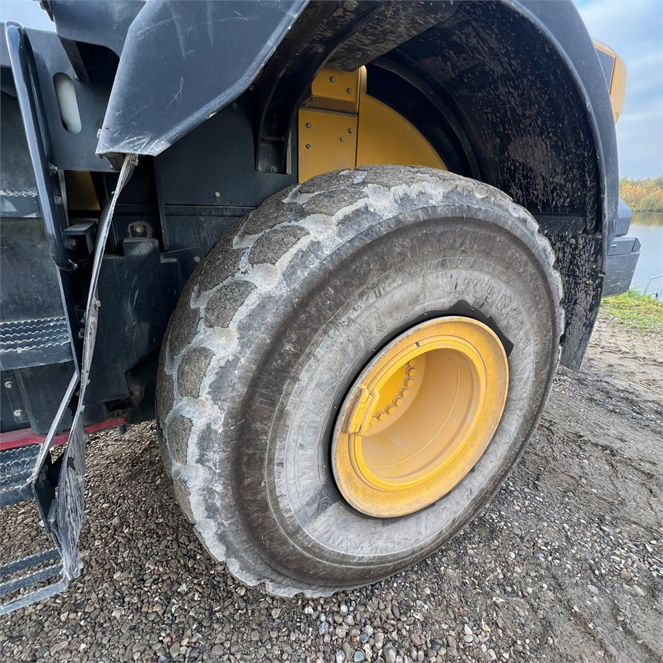 Wheel loader Komatsu WA480-8: picture 40