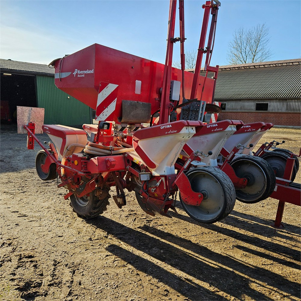 Kverneland Optima E-drive 8 - Sowing equipment: picture 5 Kverneland Optima E-drive 8 - Sowing equipment: picture 5