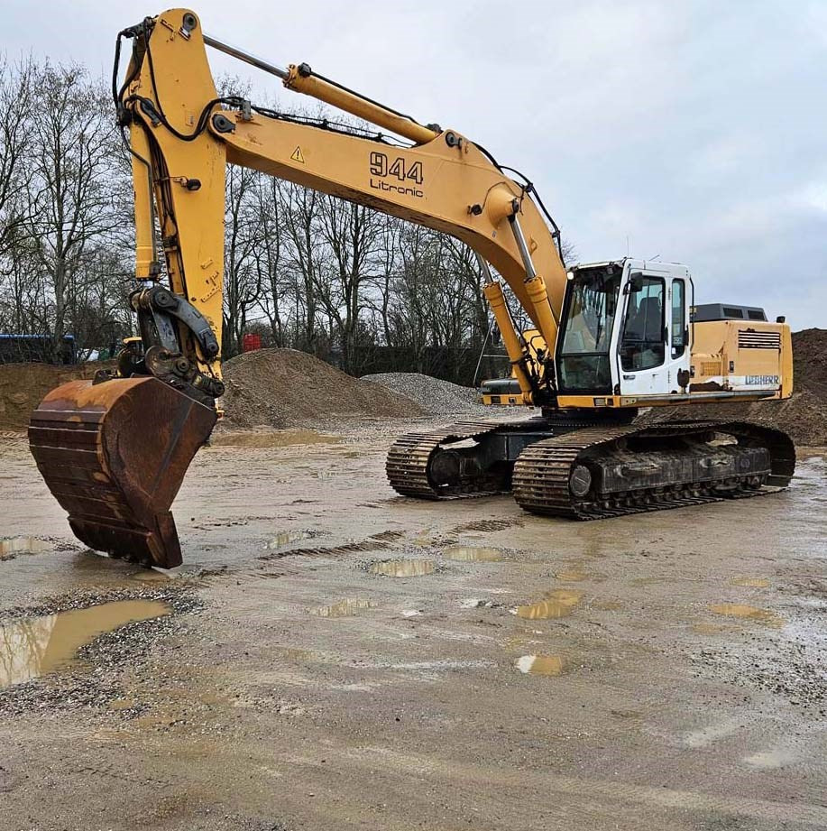 Liebherr R944B HD-SL Litronic - Crawler excavator: picture 1 Liebherr R944B HD-SL Litronic - Crawler excavator: picture 1