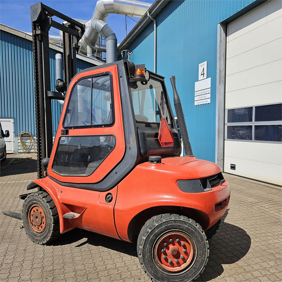 Linde H40D-04 - Forklift: picture 3 Linde H40D-04 - Forklift: picture 3