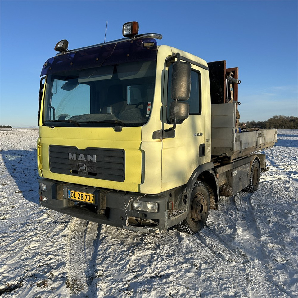 MAN TLG 10.180 - Hook lift truck: picture 5 MAN TLG 10.180 - Hook lift truck: picture 5