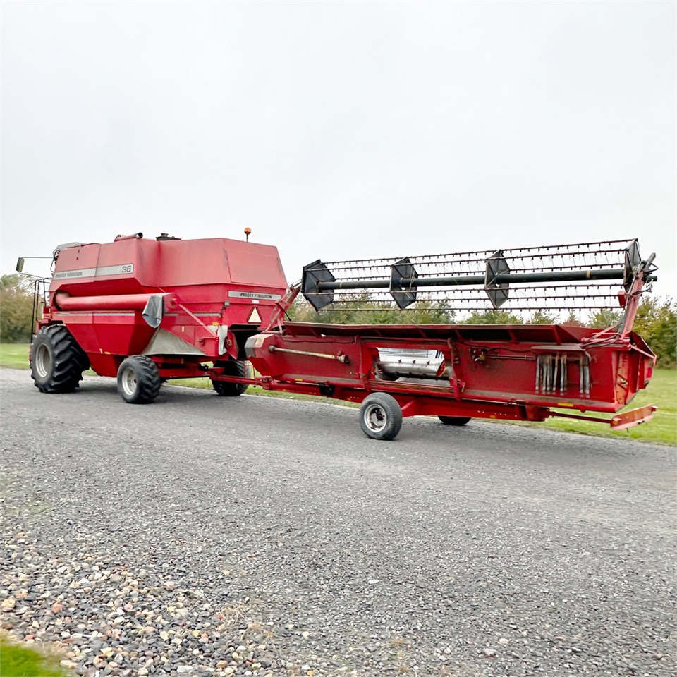 Massey Ferguson 36 - Harvester: picture 5 Massey Ferguson 36 - Harvester: picture 5