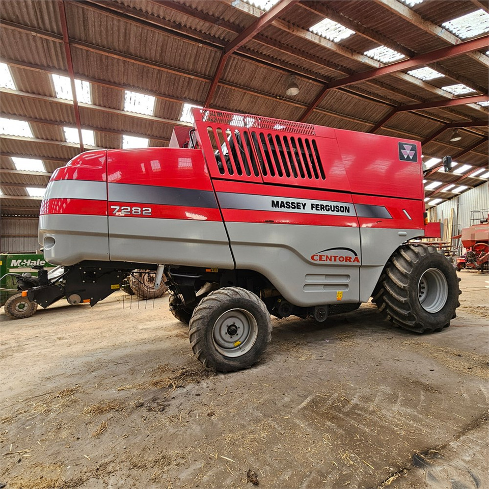 Harvester Massey Ferguson Centora 7282: picture 6
