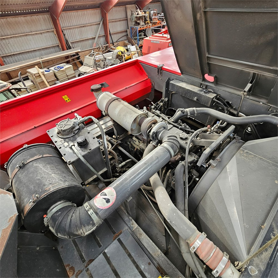Harvester Massey Ferguson Centora 7282: picture 47