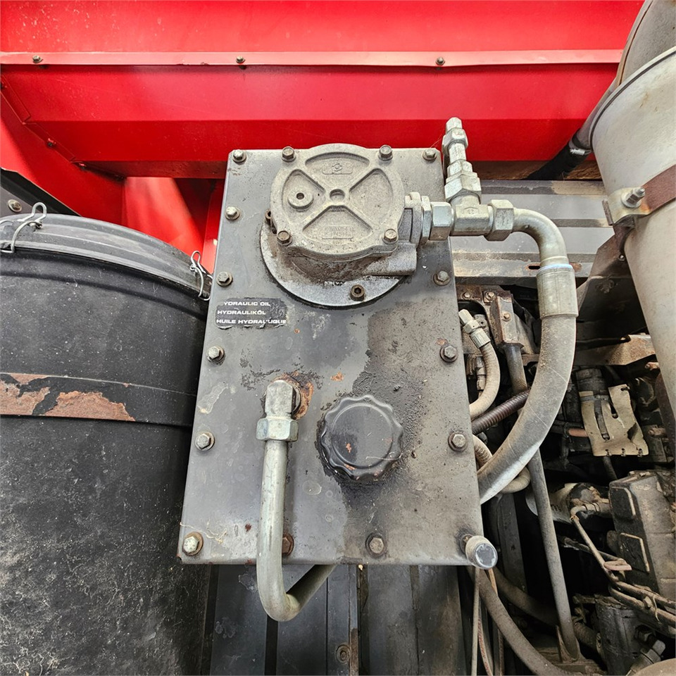 Harvester Massey Ferguson Centora 7282: picture 48