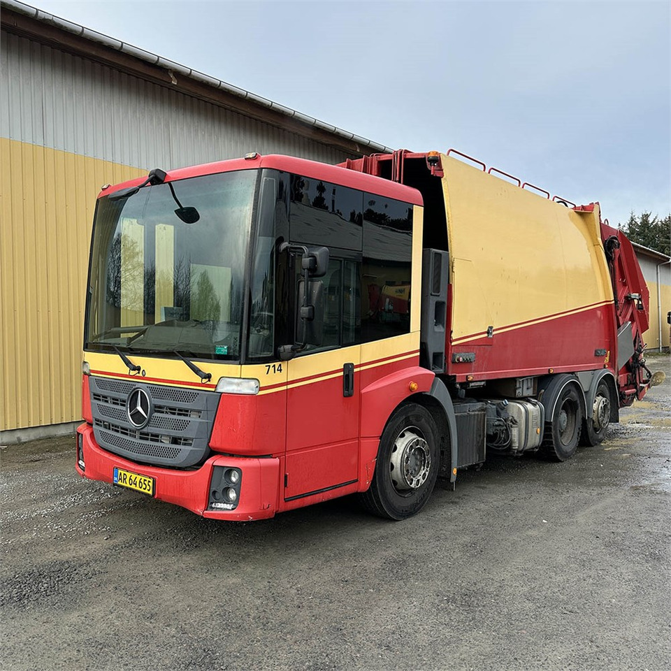 Mercedes ECONIC 2630 (L 6x2/4) - Garbage truck: picture 1 Mercedes ECONIC 2630 (L 6x2/4) - Garbage truck: picture 1