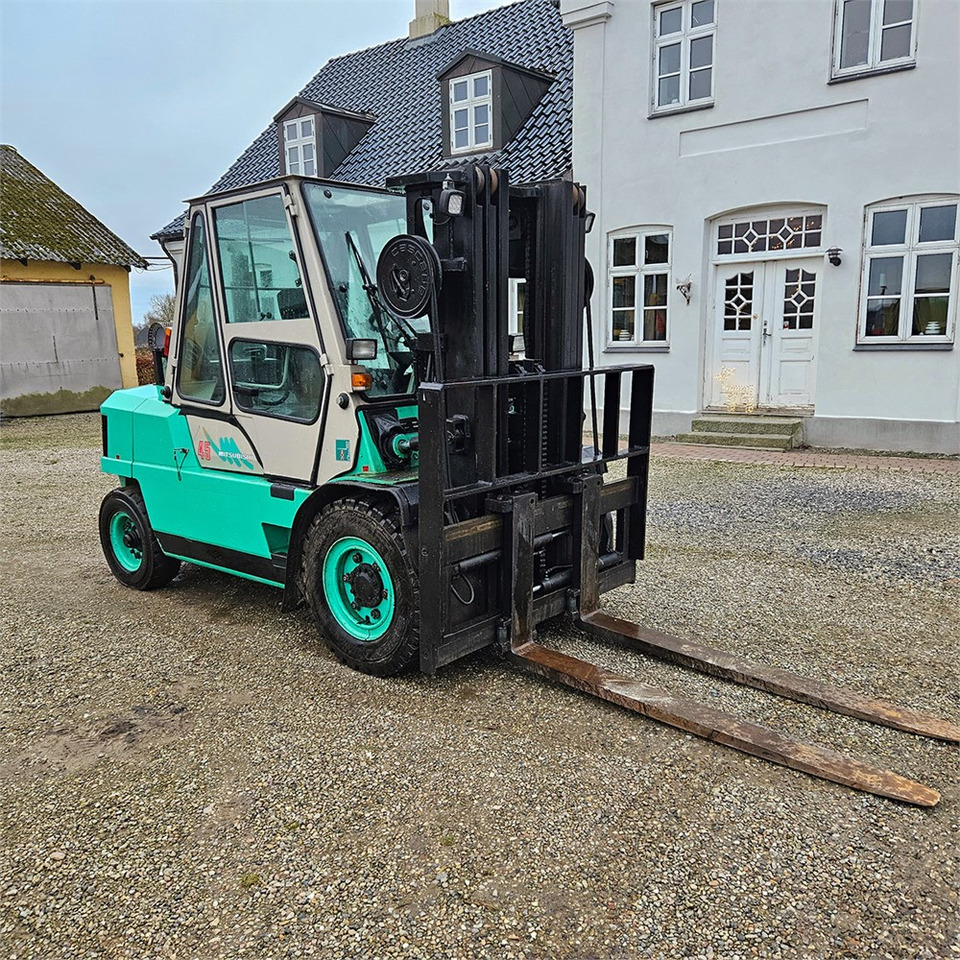 Mitsubishi FB45 - Forklift: picture 5 Mitsubishi FB45 - Forklift: picture 5