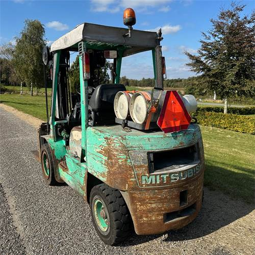 Mitsubishi FG30T - Forklift: picture 4 Mitsubishi FG30T - Forklift: picture 4