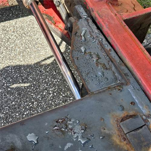 Truck mounted forklift Moffett M5 25: picture 25