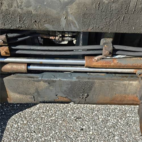 Truck mounted forklift Moffett M5 25: picture 23