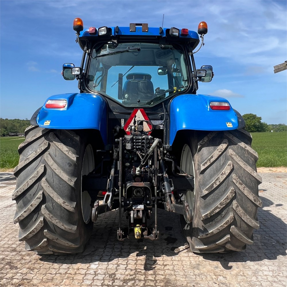 Farm tractor New Holland T6050: picture 6