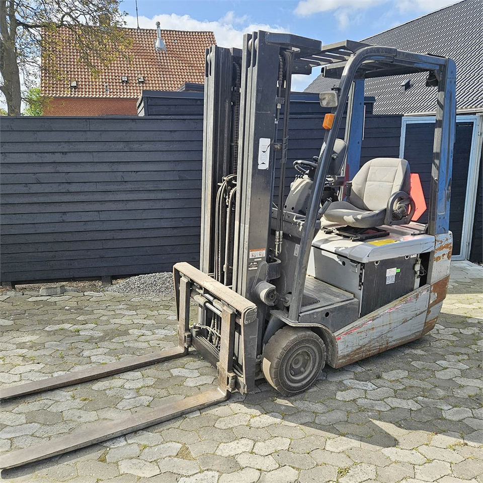 Nissan 1N1L150 - Forklift: picture 1 Nissan 1N1L150 - Forklift: picture 1