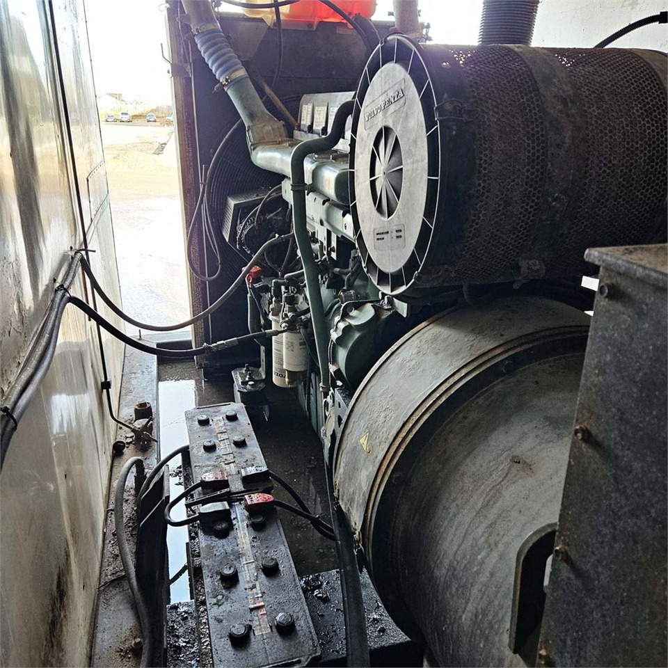 Onis Visa V570M - Generator set: picture 4 Onis Visa V570M - Generator set: picture 4