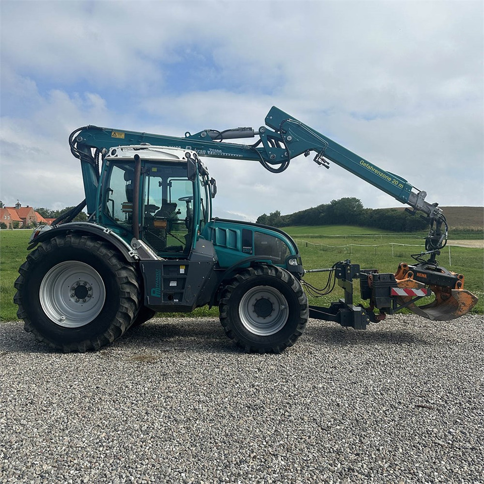 PM Pfanzelt PM-Trac 2385.5 - Forestry tractor: picture 2 PM Pfanzelt PM-Trac 2385.5 - Forestry tractor: picture 2