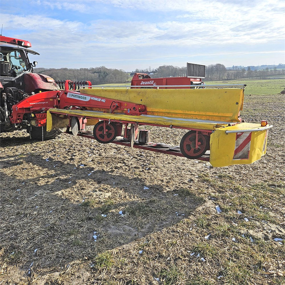 Pöttinger Novacat 442 - Harvester: picture 5 Pöttinger Novacat 442 - Harvester: picture 5