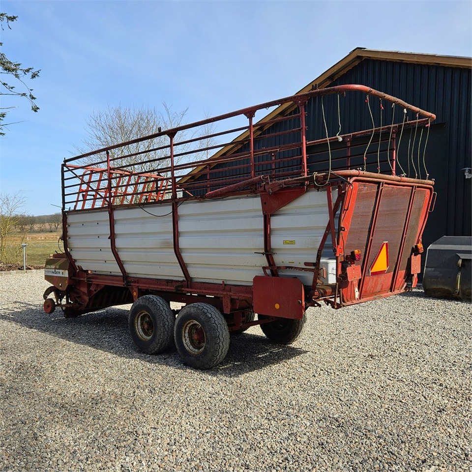 Pöttinger Trend II LV41 - Self-loading wagon: picture 3 Pöttinger Trend II LV41 - Self-loading wagon: picture 3