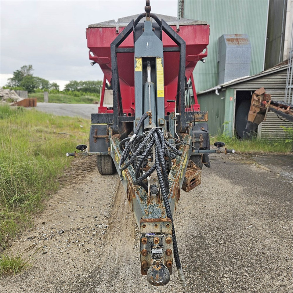Pronar T-285 - Roll-off/ Skip trailer: picture 2 Pronar T-285 - Roll-off/ Skip trailer: picture 2