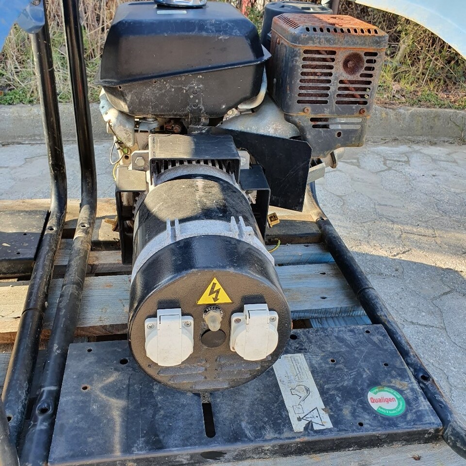 Generator set SDMO 4500: picture 6