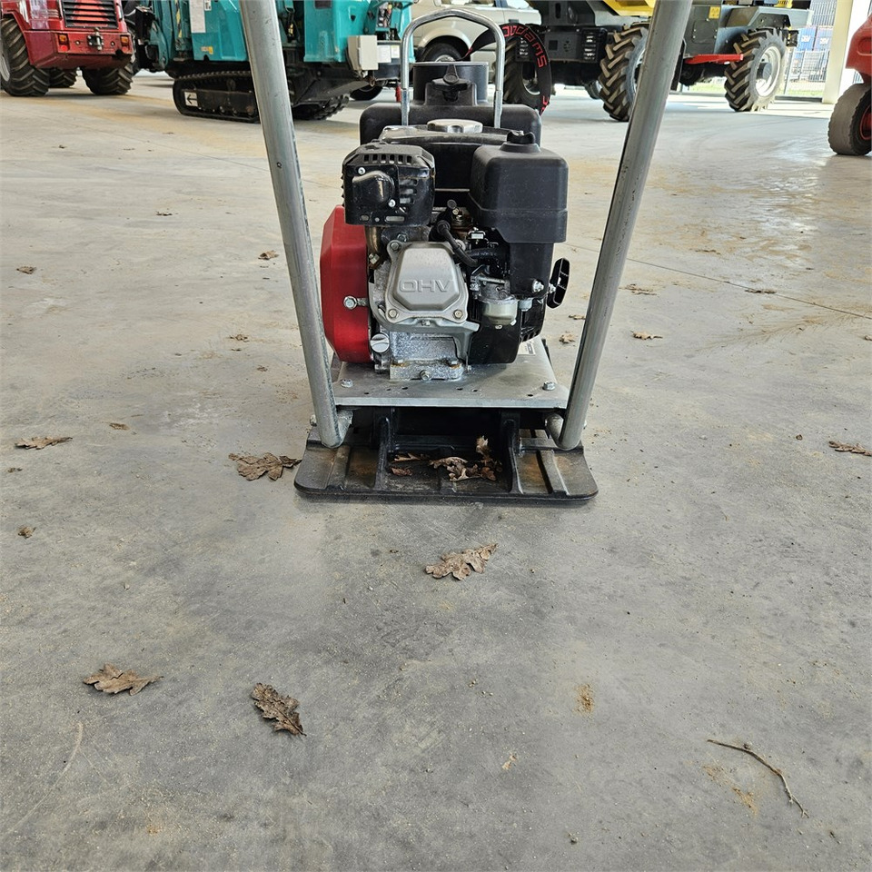 Swepac F 82 A - Vibratory plate: picture 4 Swepac F 82 A - Vibratory plate: picture 4