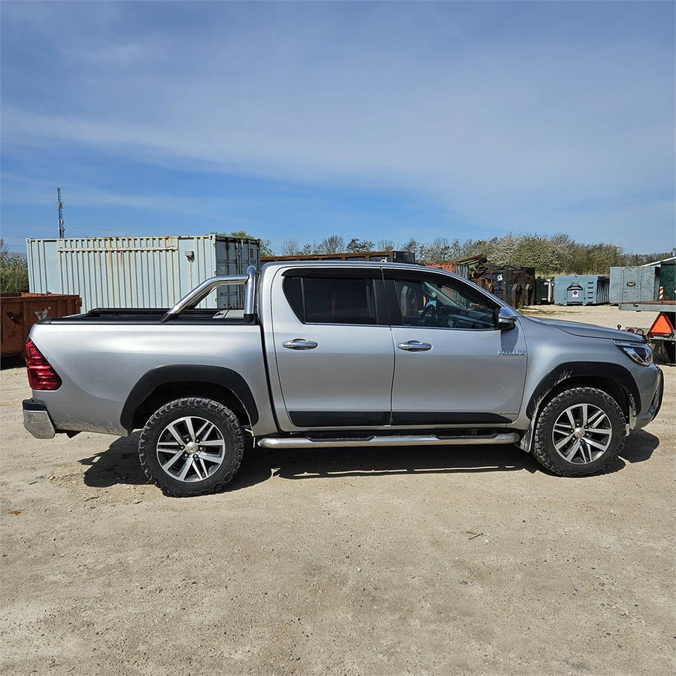 Toyota Hillux - Pickup truck: picture 2 Toyota Hillux - Pickup truck: picture 2