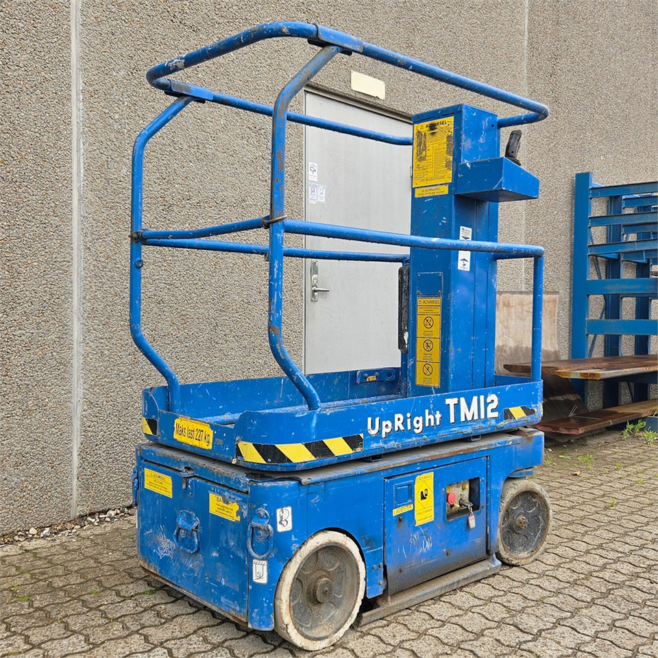 UpRight TM12 - Scissor lift: picture 1 UpRight TM12 - Scissor lift: picture 1