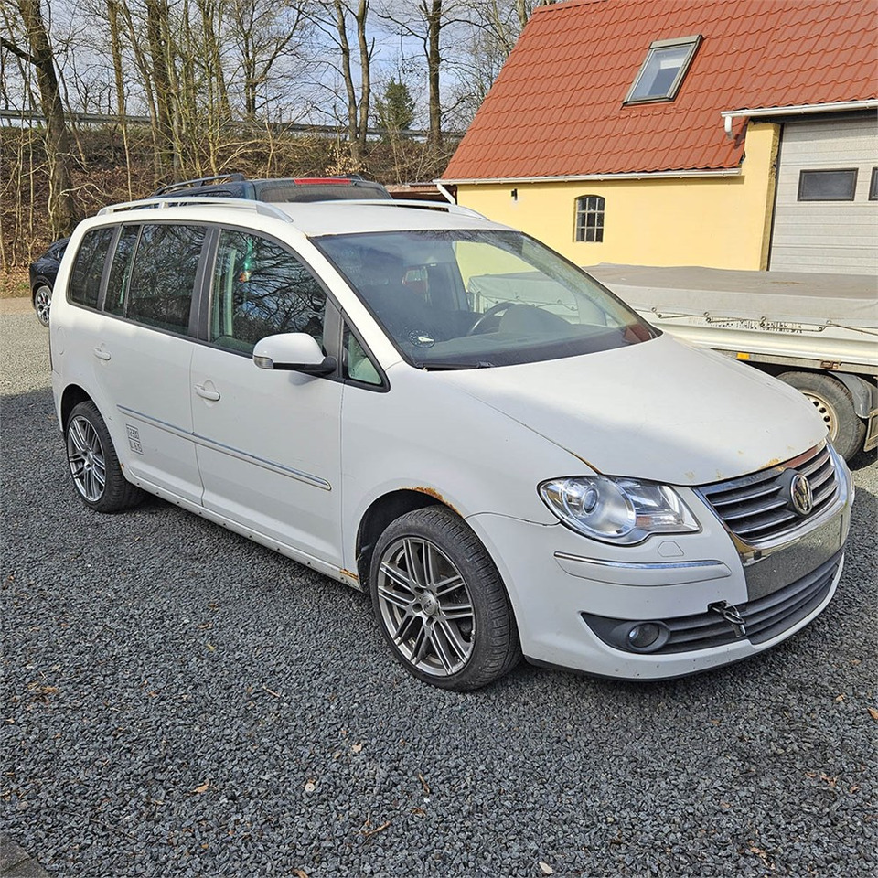 VW Touran Van 2,0 tdi automatisk - Car: picture 1 VW Touran Van 2,0 tdi automatisk - Car: picture 1